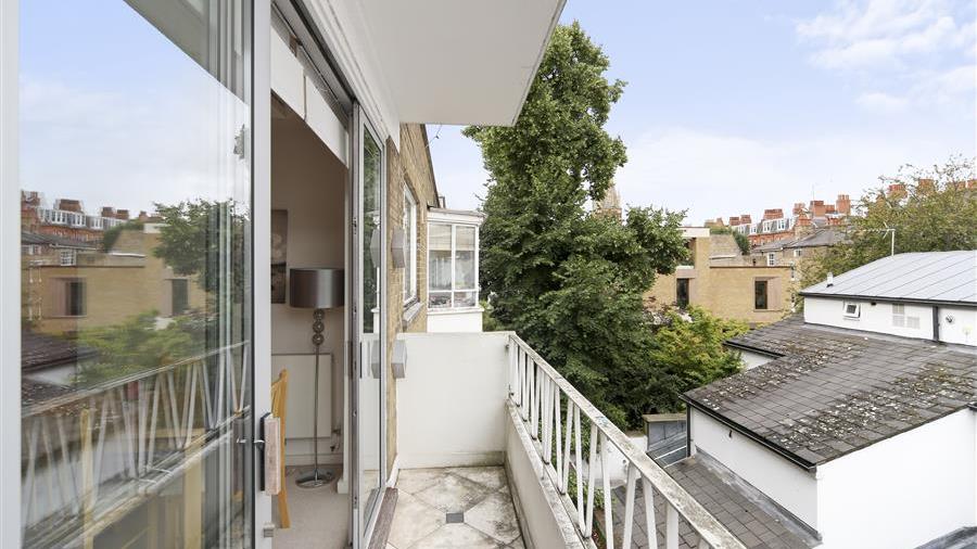 Flat to rent in Rima House, Callow Street, SW3 featuring a balcony (ref ...